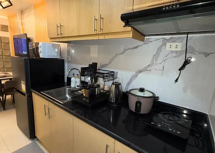 Cozy 1 Bedroom With Balcony Near Sm North Edsa Manila
